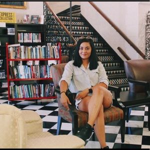 Hey! Make me an offer on any of my items.